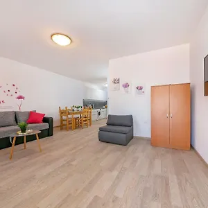 Appartamento Santos, Orsera