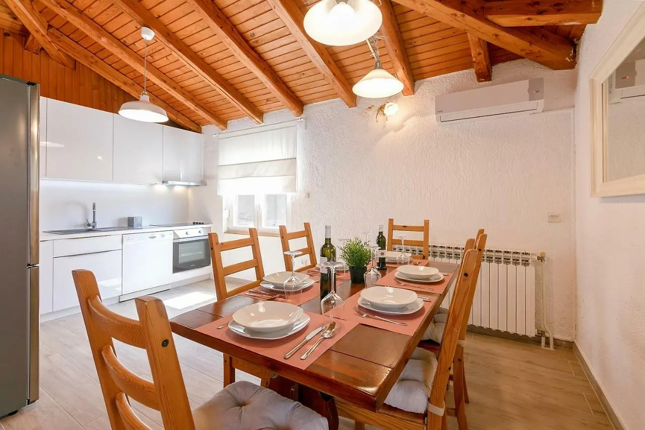 Apartments Bella Vista Vrsar Croatia
